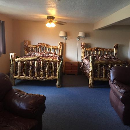 Harrison Inn Duchesne Bagian luar foto