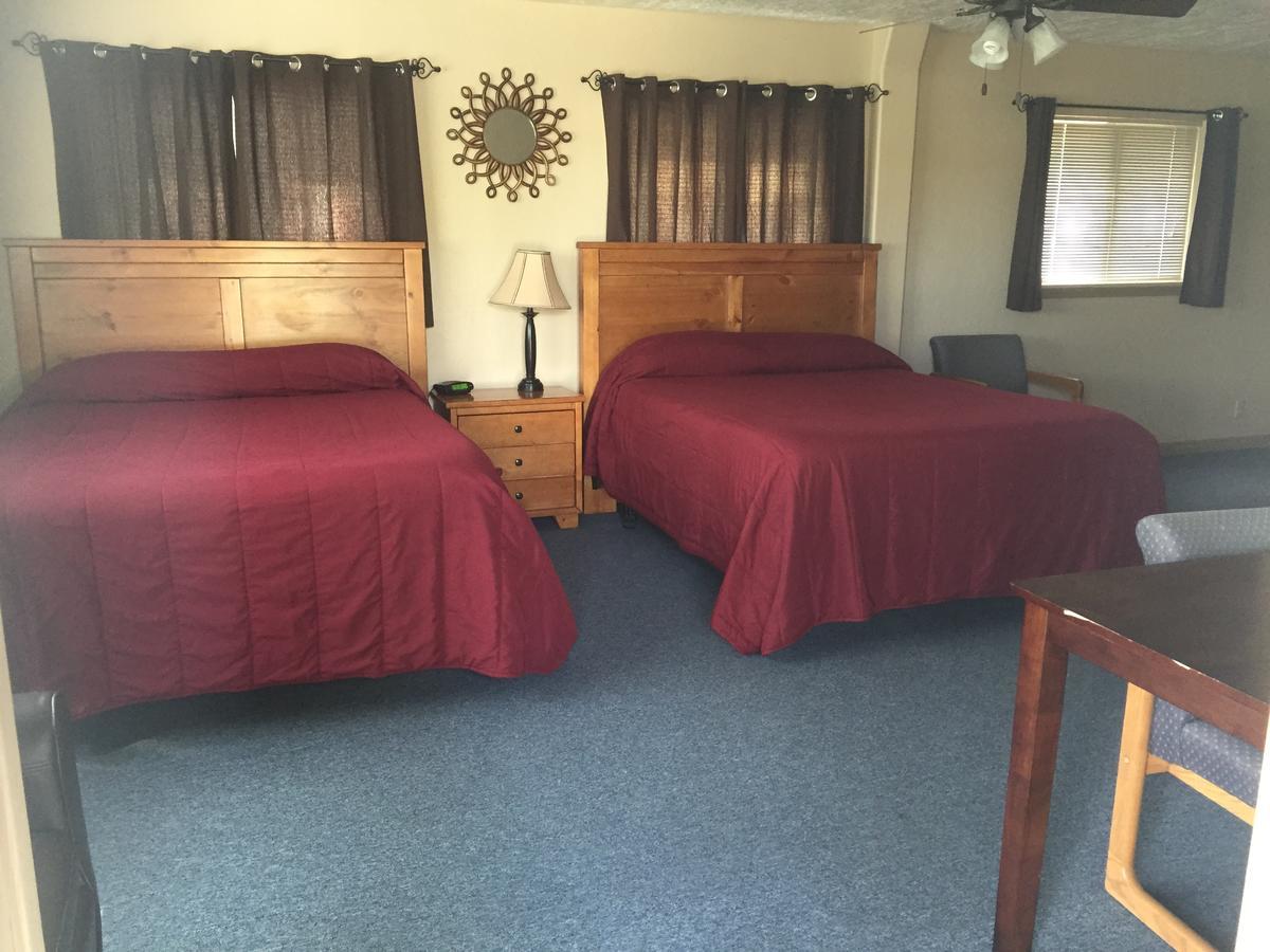 Harrison Inn Duchesne Bagian luar foto