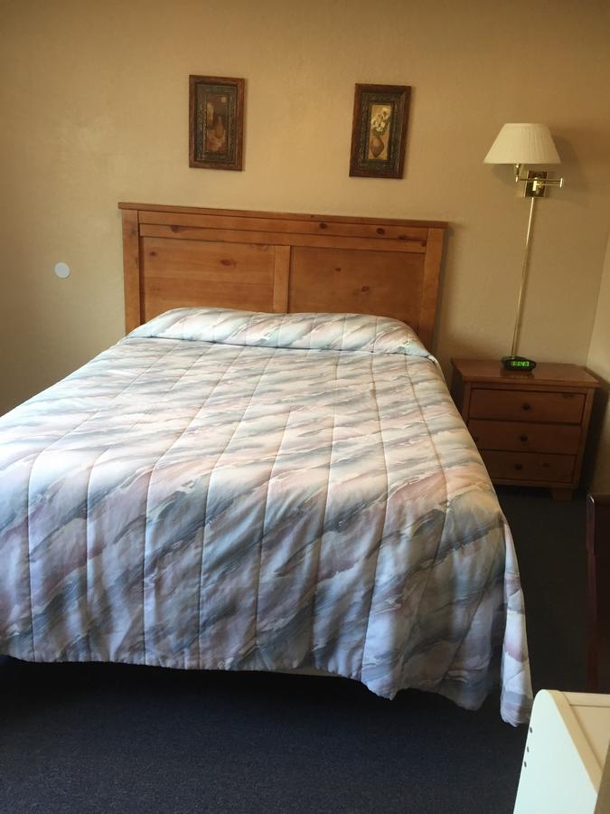 Harrison Inn Duchesne Bagian luar foto